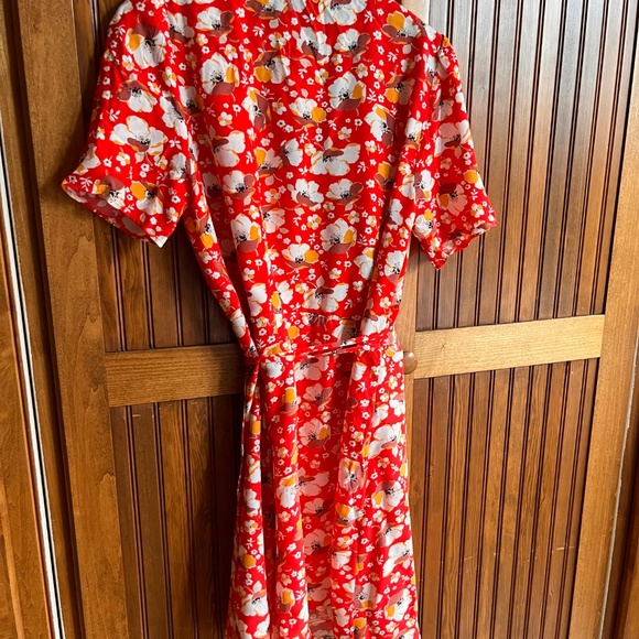 NWT & Other Stories Red Floral Wrap Dress Size 12 Nordstrom - Picture 7 of 7